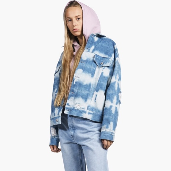 Levi's Jackets & Blazers - Levis Made & Crafted Boxy Trucker Jacket Sz 2